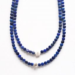 Colliers Blau